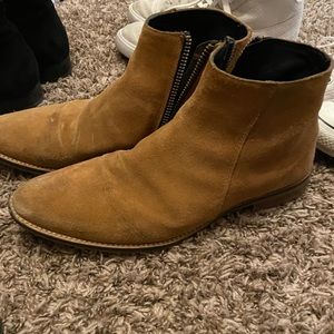 Chelsea boot